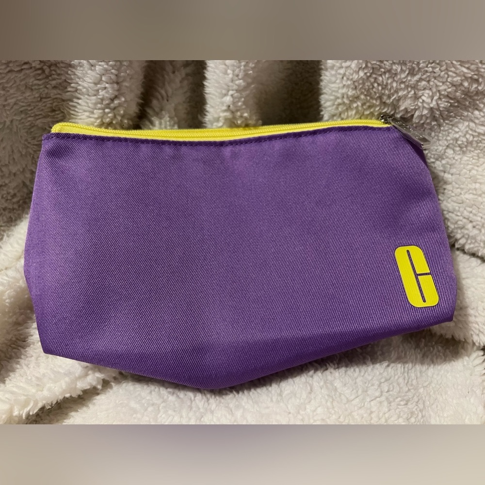 Clinique Makeup Bag - Cosmetic Bag